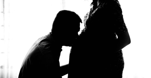 Proposition de loi modifiant l&rsquo;arrêté royal du 28 août 1963 relatif au maintien de la rémunération normale des travailleurs pour les jours d&rsquo;absence à l&rsquo;occasion d&rsquo;événements familiaux ou en vue de l&rsquo;accomplissement d&rsquo;obligations civiques ou de missions civiles, visant à ajouter le motif de fausse-couche dans la liste des petits chômages.