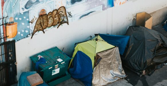 Plan Grand Froid : la Régie des bâtiments met l’Espace Belvaux à disposition du CPAS de Liège pour l’accueil hivernal des personnes sans abri 